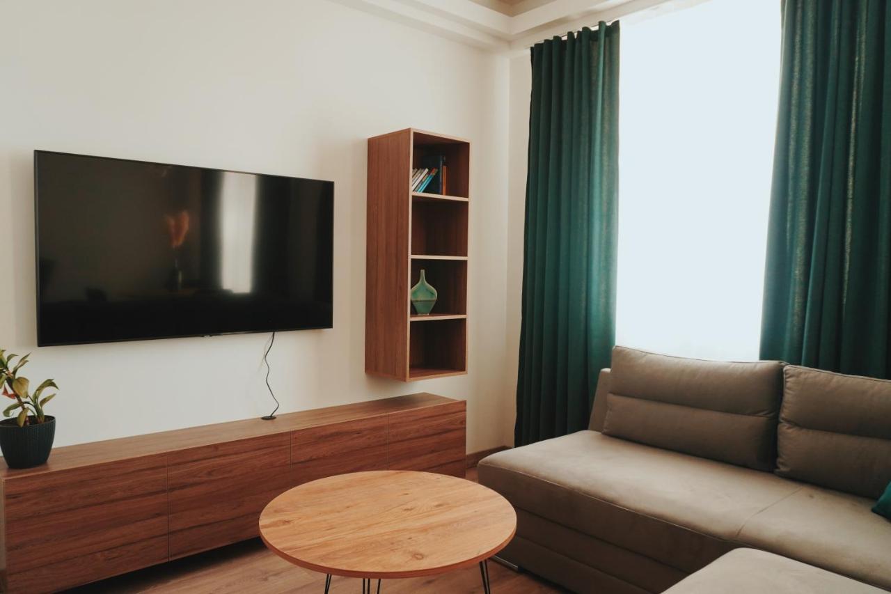 Merdz Spa & Fitness Sky Apartment Skopje Esterno foto