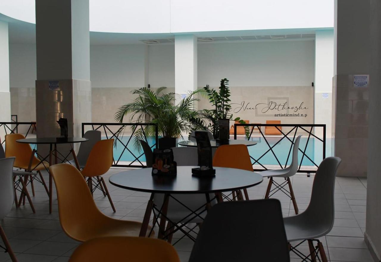Merdz Spa & Fitness Sky Apartment Skopje Esterno foto