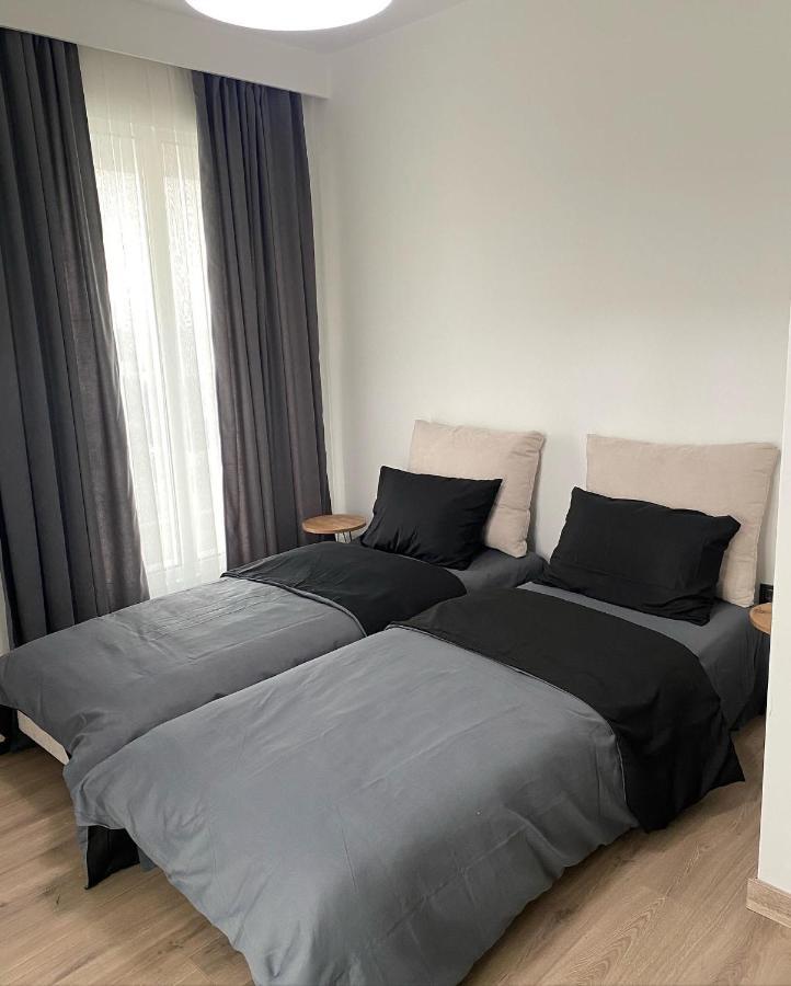 Merdz Spa & Fitness Sky Apartment Skopje Esterno foto