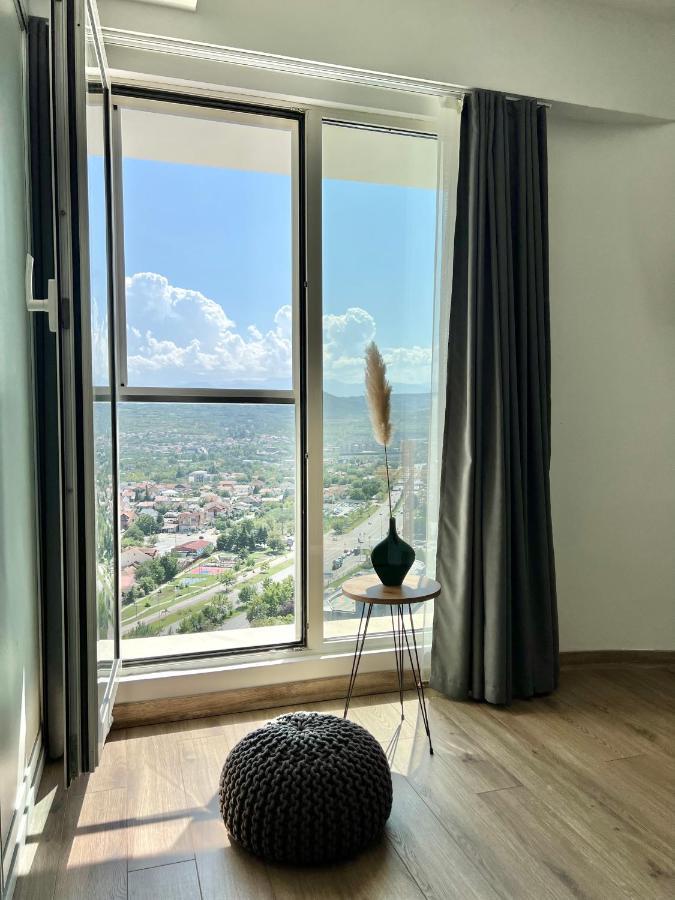 Merdz Spa & Fitness Sky Apartment Skopje Esterno foto